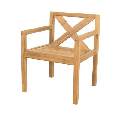 Grace Sessel von Cane-Line: Gartenstuhl aus Teakholz mit Armlehnen und X-förmiger Rückenlehne.